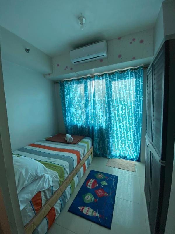 Bliss Staycation At Sea Residences By John Manila Exterior foto